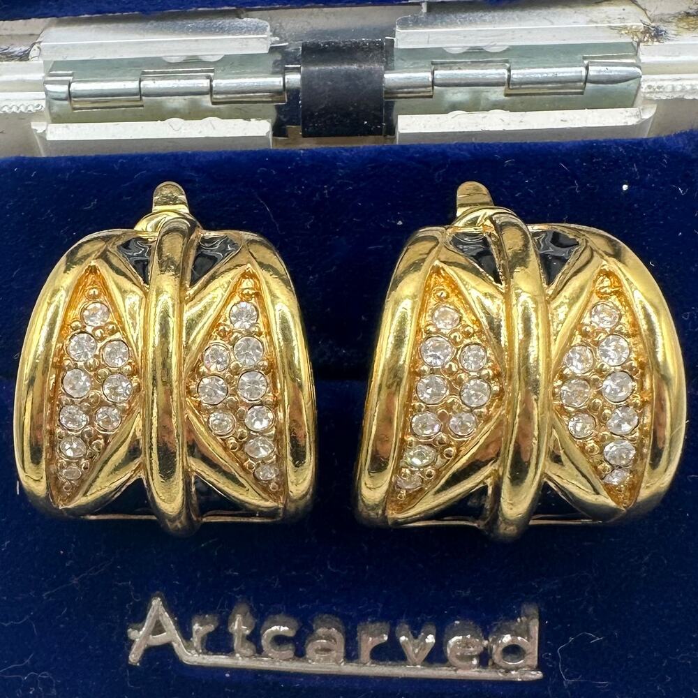 Jackie Collins vintage gold tone rhinestones black enamel hoops clip on earrings